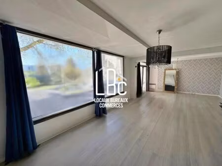 location commerce nantes 44000 60m²