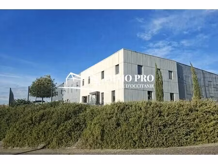 l'isle jourdain à louer – local commercial de 820 m² en zone d’activité