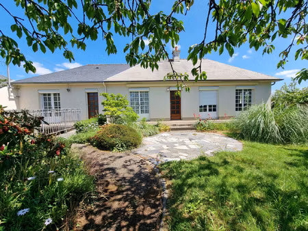 maison de plain pied à vendre à corps-nuds  118m2  4 ch  ter