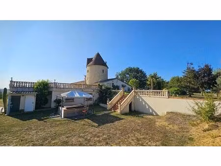 maison courrensan 8 pièce(s) 259 m2