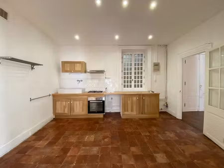 location appartement 3 pièces 98.13 m² à montbrison (42600)  710 €