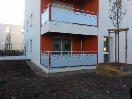 location appartement 2 pièces à puilboreau (17138) : à louer 2 pièces / 43m² puilboreau