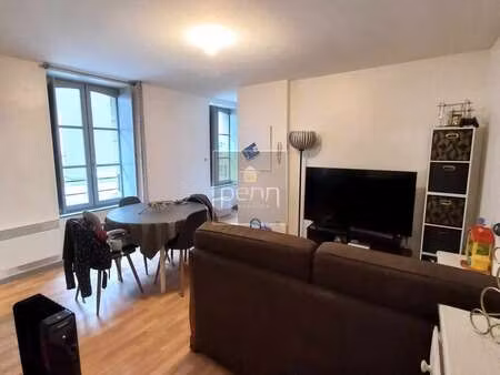location appartement 3 pièces à vitré (35500) : à louer 3 pièces / 55m² vitré