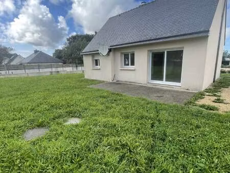 location maison à saint-derrien (29440) : à louer / 66m² saint-derrien