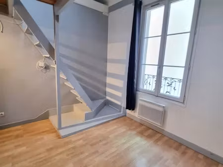 location appartement 3 pièces 34.6 m² à issy-les-moulineaux (92130)  1 111 €