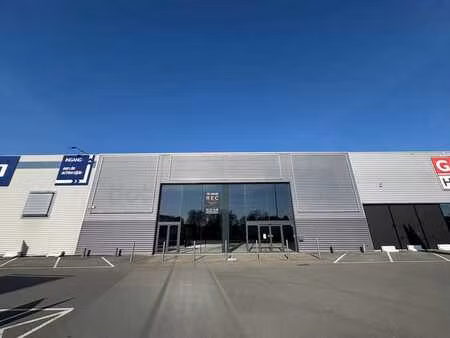 espace commercial situé sur la boomsesteenweg.