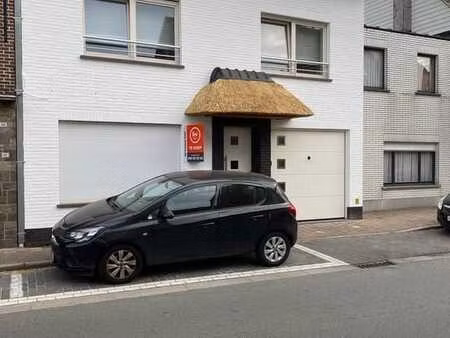 maison centralement située au cœur de la vieille ville de k