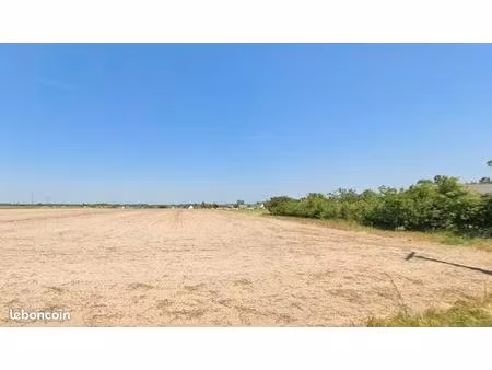 terrain 528 m² semblancay