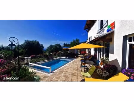 maison 20 pièces 660 m²