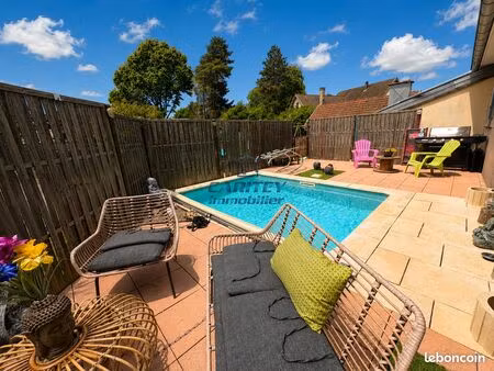maison 7 pièces 180 m²