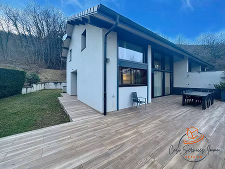 maison echenevex 6 pièce(s) 130 m2