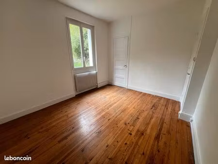 très calme 2 pièces 50 m2 quartier danton