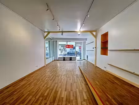 location locaux professionnels 57 m² à arpajon (91290)  1 050 €