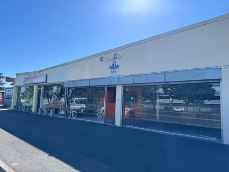 location locaux professionnels 190 m² à castres (81100)  1 300 €