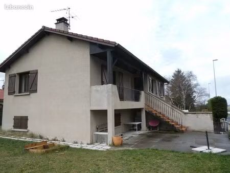 maison 5 pièces 95 m²