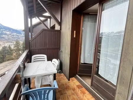 embrun - découvrez ce charmant appartement t2
