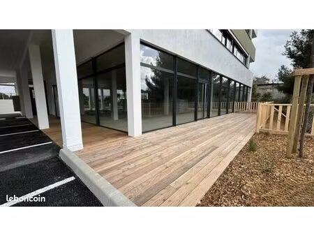 local commercial 306m²