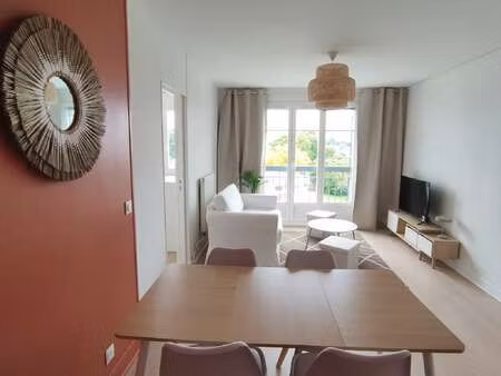 location appartement 3 pièces meublé à pleurtuit (35730) : à louer 3 pièces meublé / 60m² 