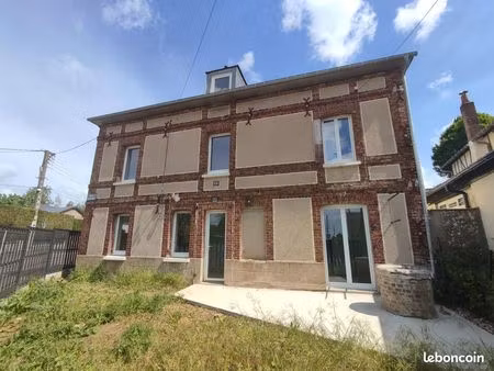 maison 5 pièces 102 m²