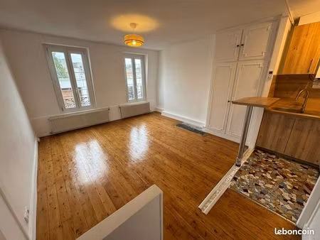 studio 25m2 face gare d’enghien les bains