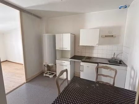 appartement à louer au centre ville de melle