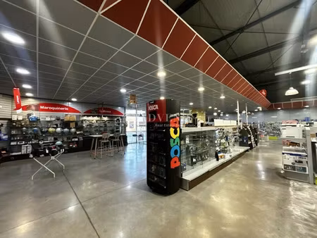 location locaux professionnels 0 pièces 646 m² à narbonne (11100)  6 500 €
