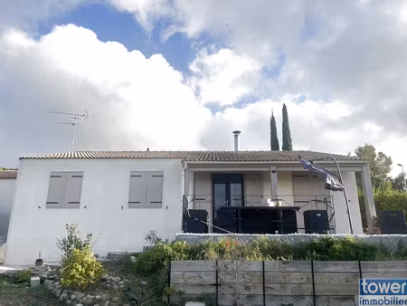 villa  5 pièce(s)  4 chambre(s)  110 m²