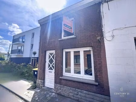 maison à louer à rue des chasses 16 saint-ghislain (vbe25096)
