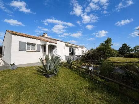 vente maison piscine à sallertaine (85300) : à vendre piscine / 180m² sallertaine