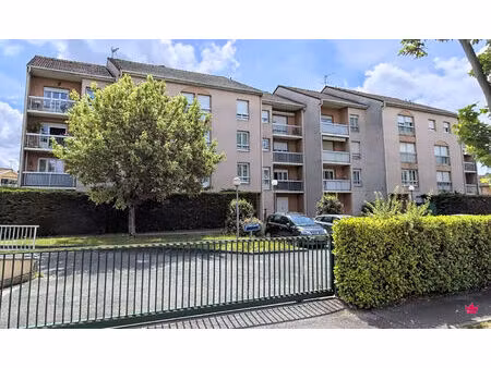 appartement 3 pièces-decines