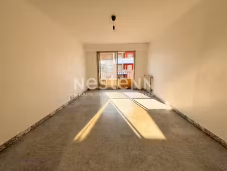 location vide - appartement 3 pièces à louer à nice riquier - emplacement privilégié