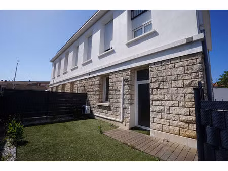 à vendre : appartement intérieurs neuf à royan