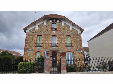 location studio 1 pièces 19 m2 à montlhéry