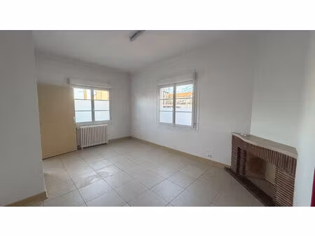 bureaux à louer de 16 70m² en centre-ville de talence  proche université et lycées