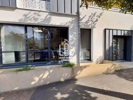 vente commerce saint julien de concelles 44450 150m²