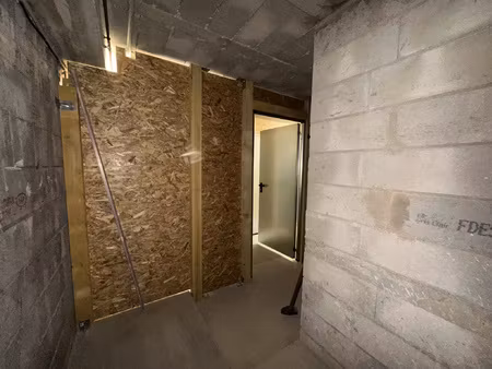 box à louer - 6 m2 - pérouse