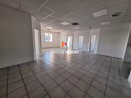local commercial divisible 128m2 - secteur dynamique de somm