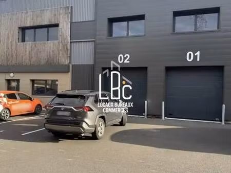 location local d’activités vertou 44120 329m²