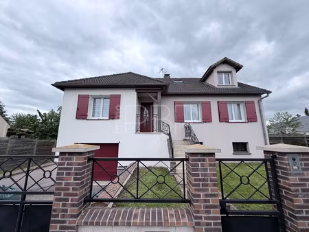 maison t7 avec sous-sol total et garage