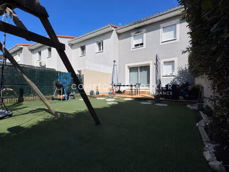 a vendre dept 30 (gard) aimargues villa 3 chambres et jardin