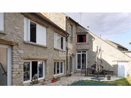 demeure à vendre à bondaroy 8 pièce(s) 223 m2