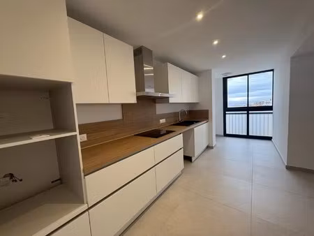 superbe appartement vue mer 103 m² bastia