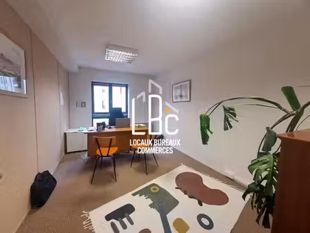 location bureaux 127m²