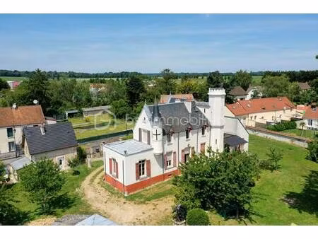 demeure de 242 m² à verneuil-l'etang