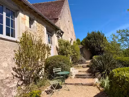 proche azay-le-rideau propriete sur trois hectares