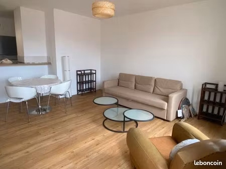 appartement t2 meublé au centre ville
