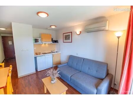 location appartement meuble 2 pieces au mois de septembre à avril