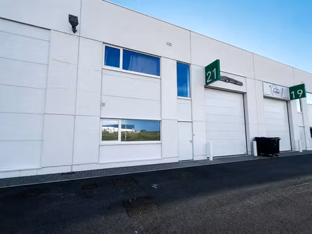 bien professionnel à louer à tubize € 1.950 (lohc0) | zimmo
