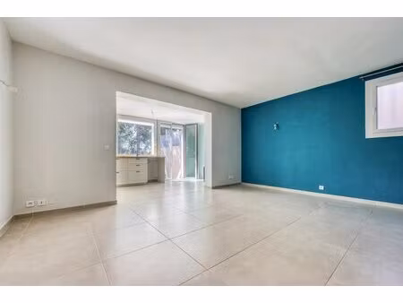appartement 2 pièces de 50 m² à bandol