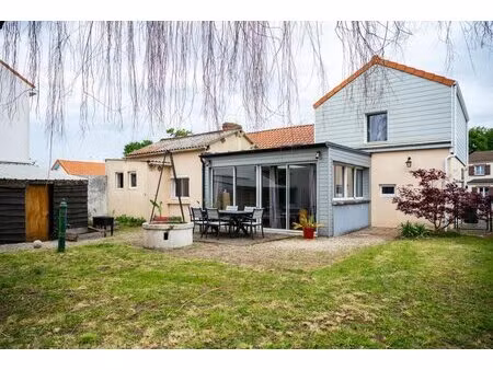maison de 6 pièces de 129 m² à saint-sébastien-sur-loire